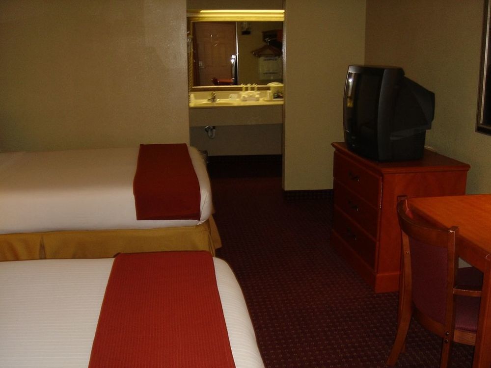 Econo Lodge Inn & Suites Marianna Oda fotoğraf